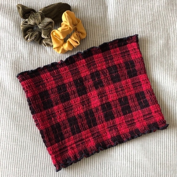 2/$25 Hollister smocked red & black plaid crop top - Picture 1 of 5